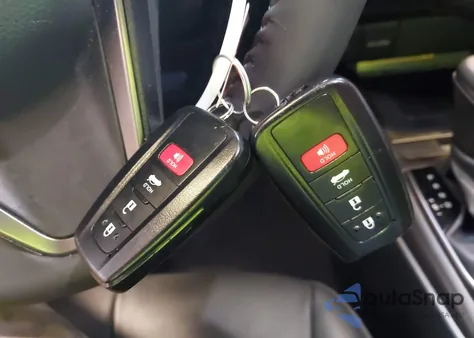 2021 Toyota Camry Xse Hybrid z USA, uszkodzony, nr VIN 4T1K31AK4MU029632